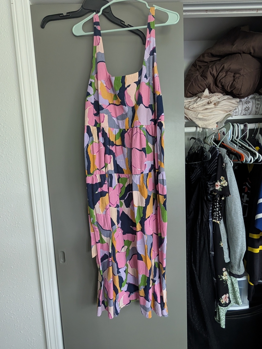 Multicolor Abstract Print Sleeveless Midi Dress